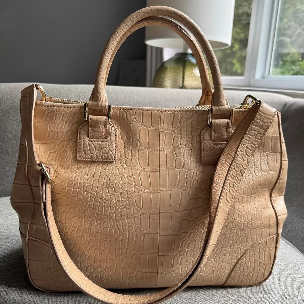 Tory Burch tory burch